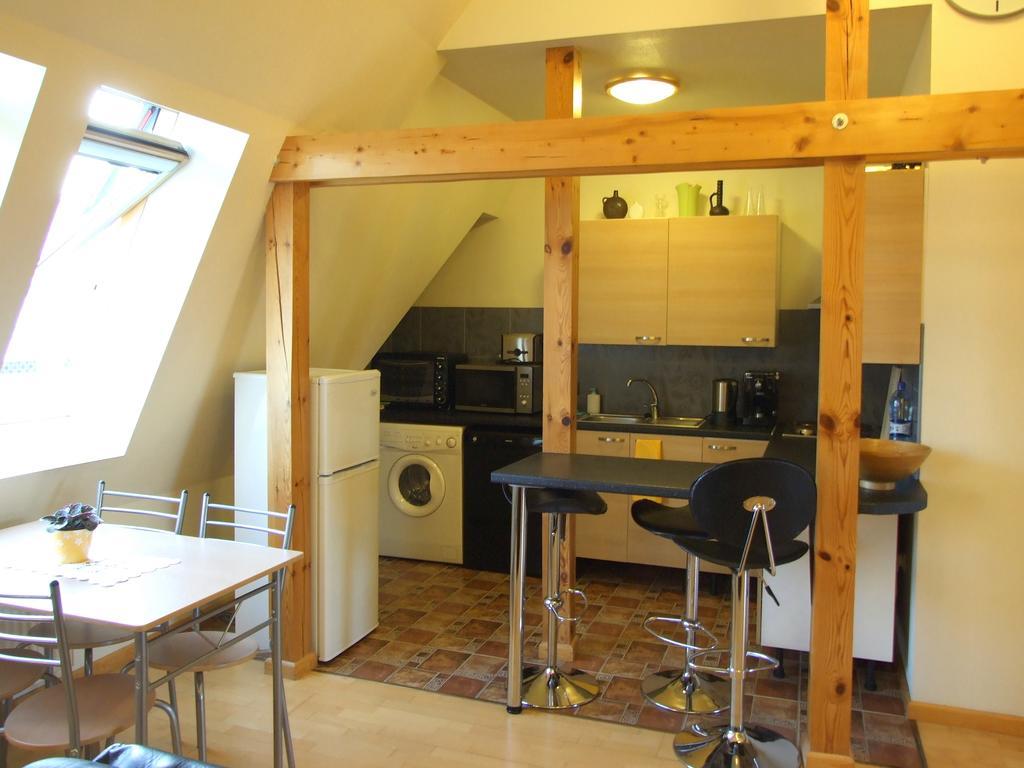 Sunlit Loft Apartment Riga Exteriör bild